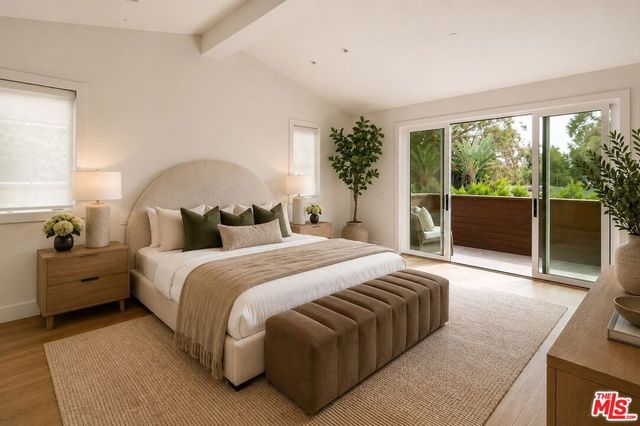 541 S Westgate Avenue, Los Angeles, CA 90049