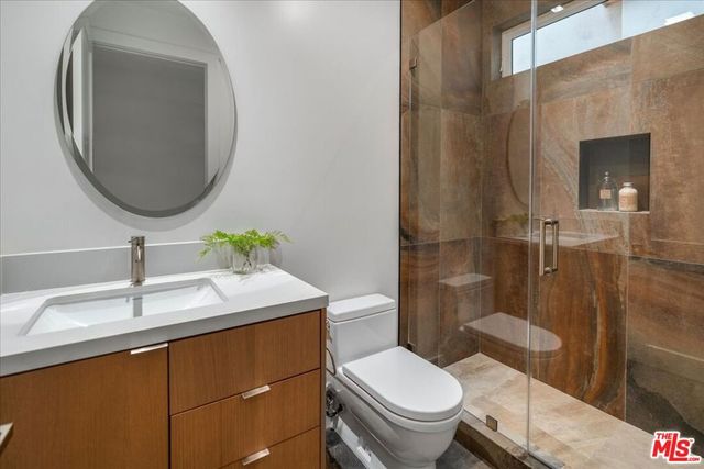 541 S Westgate Avenue, Los Angeles, CA 90049
