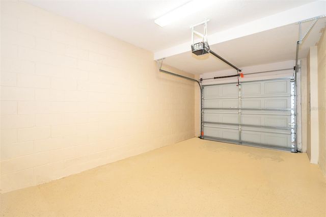 9400 FLOWERING COTTONWOOD ROAD, Orlando, FL 32832