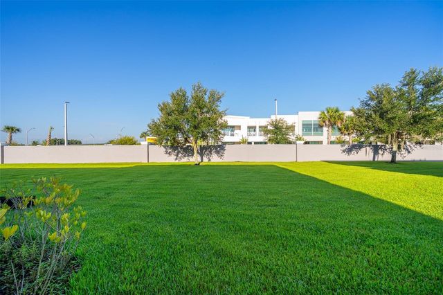 9400 FLOWERING COTTONWOOD ROAD, Orlando, FL 32832