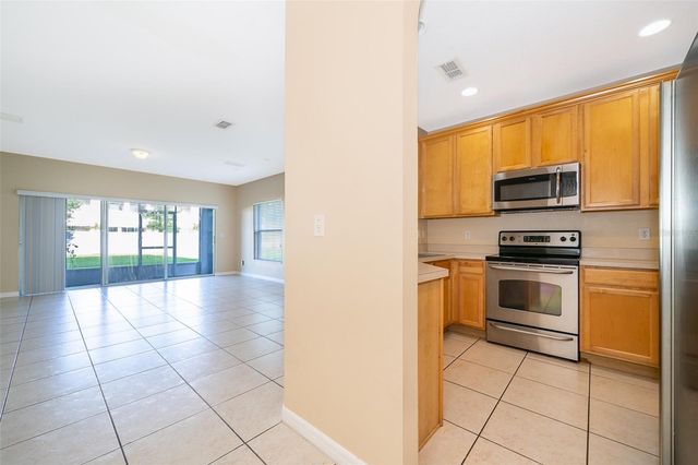 9400 FLOWERING COTTONWOOD ROAD, Orlando, FL 32832
