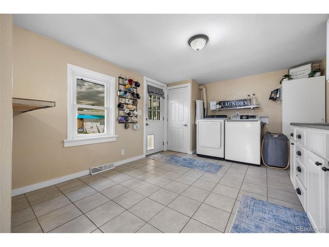 1625 Dayton St, Aurora, CO 80010