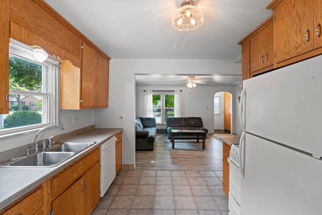 1014 WILSON AVENUE, Green Bay, WI 54303