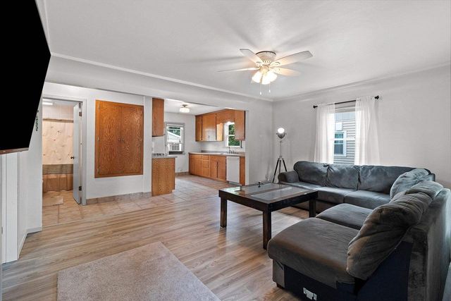 1014 WILSON AVENUE, Green Bay, WI 54303