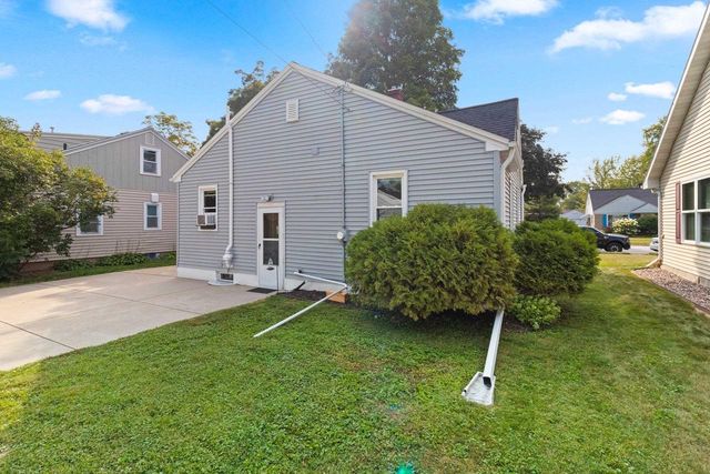 1014 WILSON AVENUE, Green Bay, WI 54303