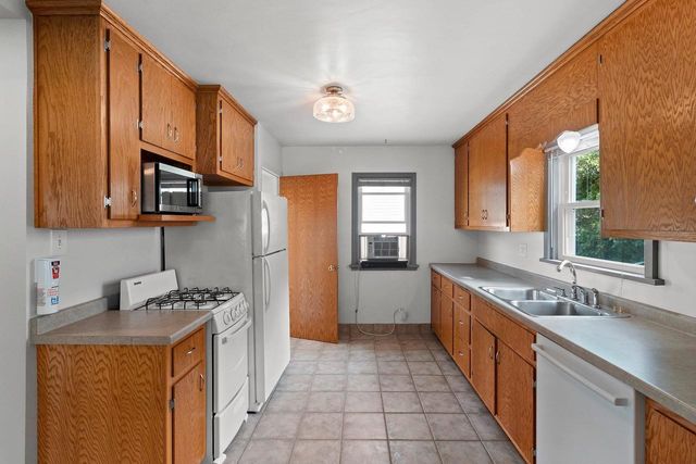 1014 WILSON AVENUE, Green Bay, WI 54303