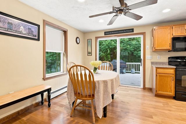 4 Mccann Place, Paxton, MA 01612