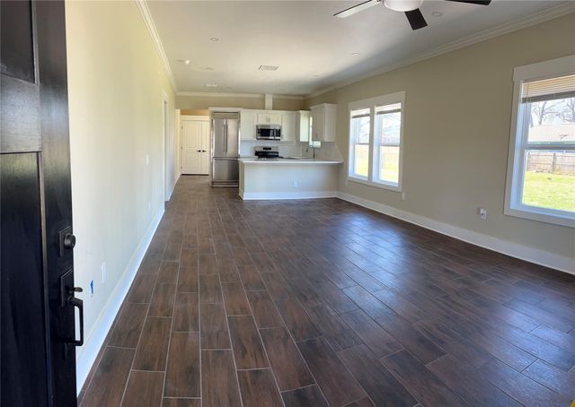 1148 Panama Street, Houston, TX 77009