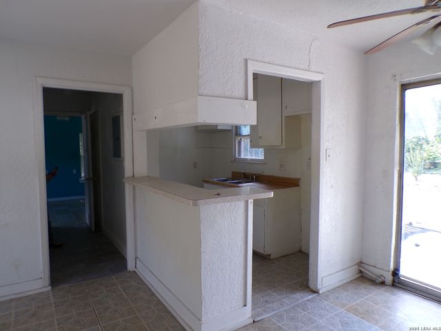 318 McDougal, San Antonio, TX 78223
