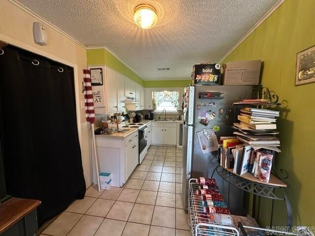 1210 S Center Street, Lonoke, AR 72086
