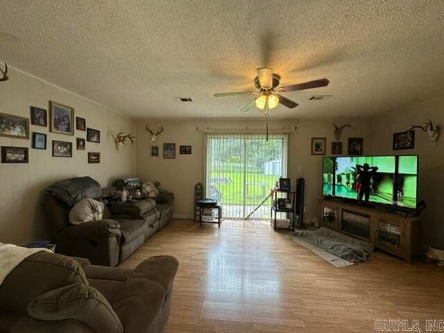 1210 S Center Street, Lonoke, AR 72086
