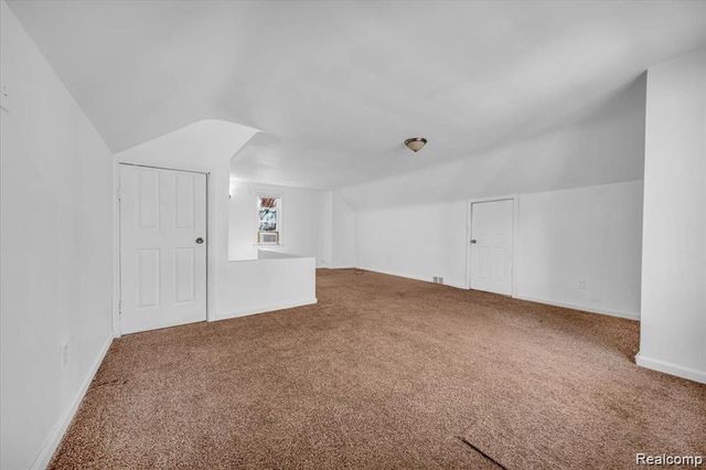 16608 Mansfield Street, Detroit, MI 48235
