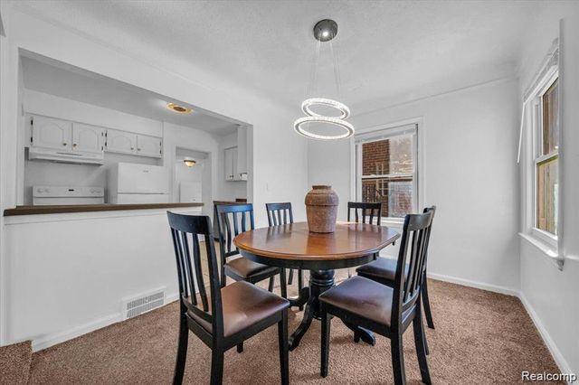 16608 Mansfield Street, Detroit, MI 48235