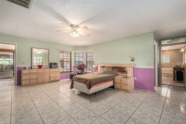 7907 PAT BOULEVARD, Tampa, FL 33615