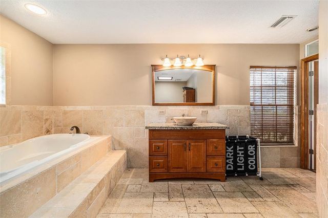 7907 PAT BOULEVARD, Tampa, FL 33615