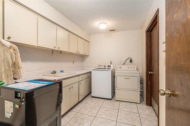 7907 PAT BOULEVARD, Tampa, FL 33615