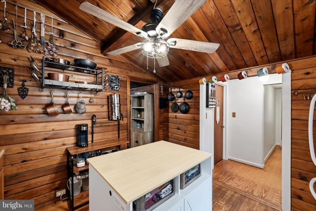 200 REVENOOR RD, Harpers Ferry, WV 25425