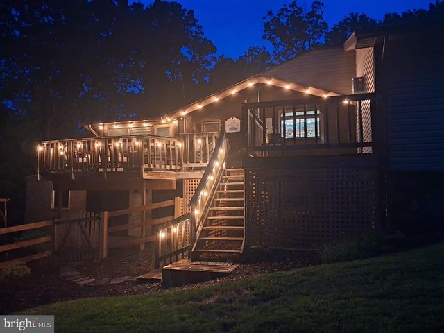 200 REVENOOR RD, Harpers Ferry, WV 25425