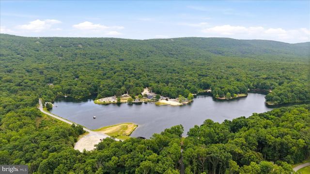 200 REVENOOR RD, Harpers Ferry, WV 25425