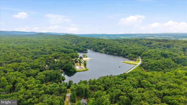 200 REVENOOR RD, Harpers Ferry, WV 25425