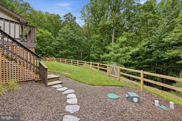 200 REVENOOR RD, Harpers Ferry, WV 25425