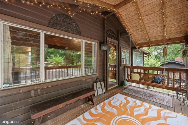 200 REVENOOR RD, Harpers Ferry, WV 25425