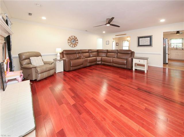 229 Kensington WAY, Chesapeake, VA 23322