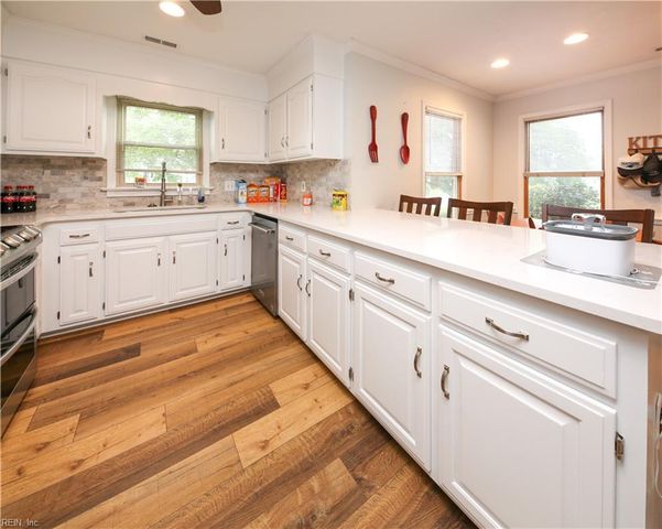 229 Kensington WAY, Chesapeake, VA 23322