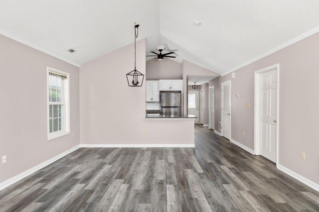 1853 ROSSER LN, Winchester, VA 22601