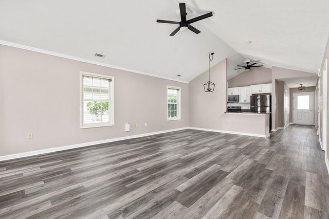1853 ROSSER LN, Winchester, VA 22601