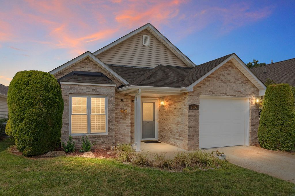 1853 ROSSER LN, Winchester, VA 22601
