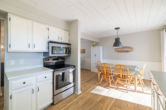 620 Parkview Lane, Carlisle, IA 50047