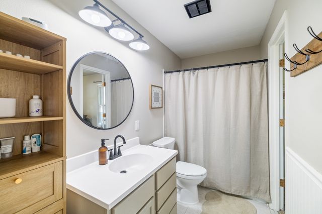 620 Parkview Lane, Carlisle, IA 50047