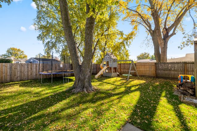 620 Parkview Lane, Carlisle, IA 50047