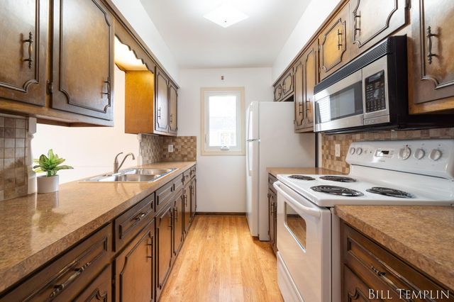 998 Village Lane, Georgetown Twp, MI 49428