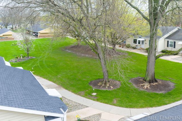998 Village Lane, Georgetown Twp, MI 49428