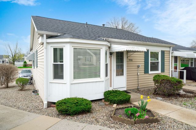 998 Village Lane, Georgetown Twp, MI 49428