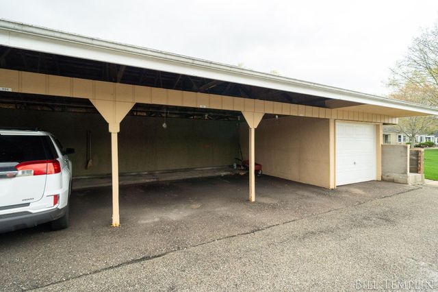 998 Village Lane, Georgetown Twp, MI 49428