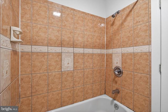 2005 E DAUPHIN ST, Philadelphia, PA 19125