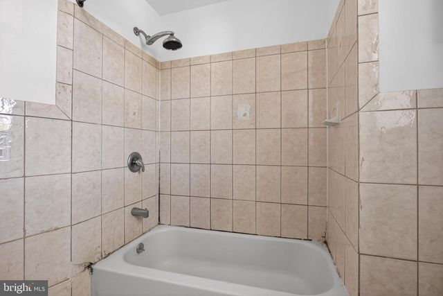 2005 E DAUPHIN ST, Philadelphia, PA 19125
