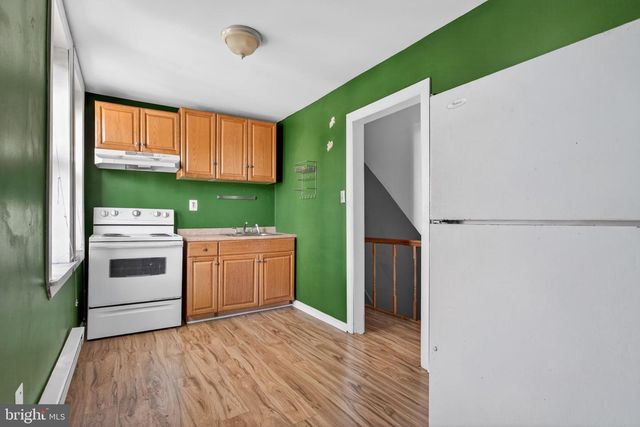 2005 E DAUPHIN ST, Philadelphia, PA 19125