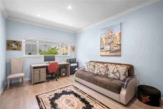 14607 Erwin 107, Van Nuys, CA 91411