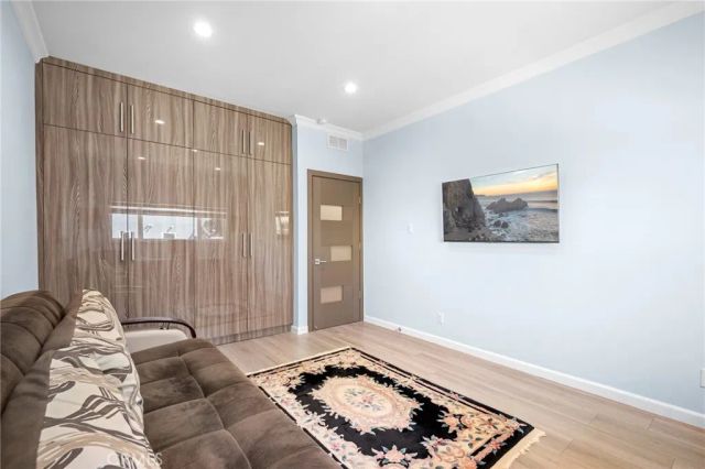 14607 Erwin 107, Van Nuys, CA 91411