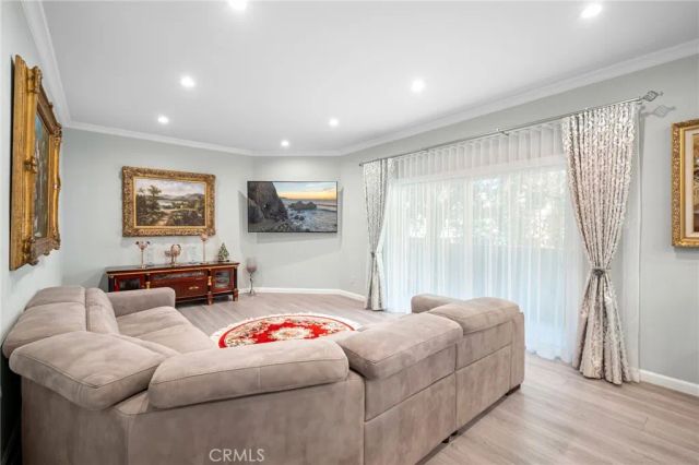 14607 Erwin 107, Van Nuys, CA 91411