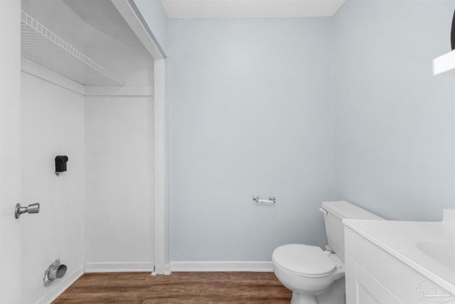 10150 Guidy Ln, Pensacola, FL 32514