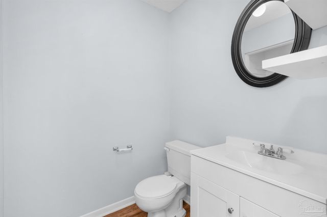 10150 Guidy Ln, Pensacola, FL 32514