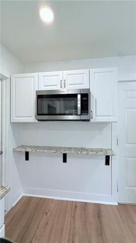 2031 Lister Avenue, Kansas City, MO 64127