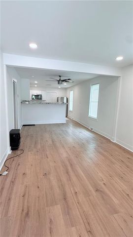 2031 Lister Avenue, Kansas City, MO 64127