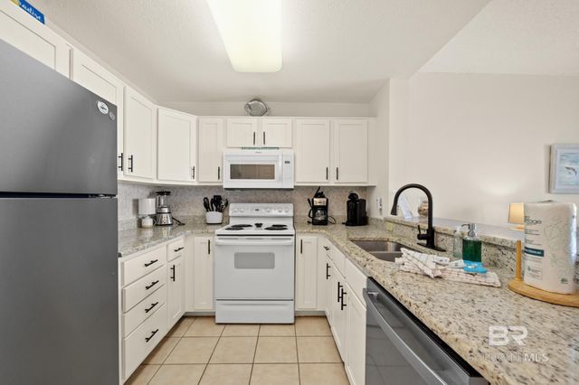 1380 State Highway 180 407, Gulf Shores, AL 36542