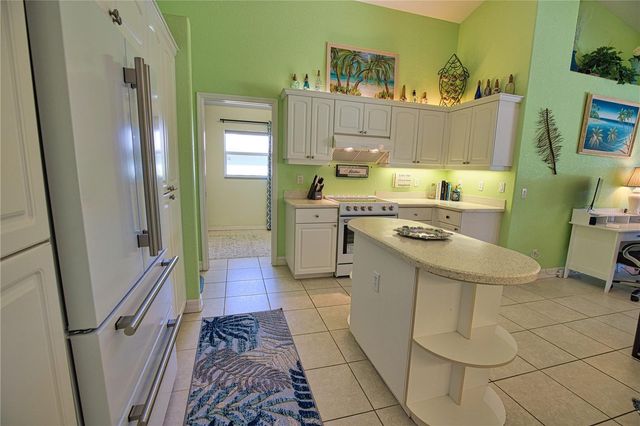 525 ROTONDA CIRCLE, Rotonda West, FL 33947